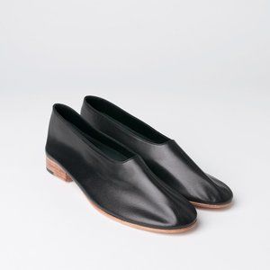 Martiniano Glove Shoe Flat Ballet Black 7.5 USED